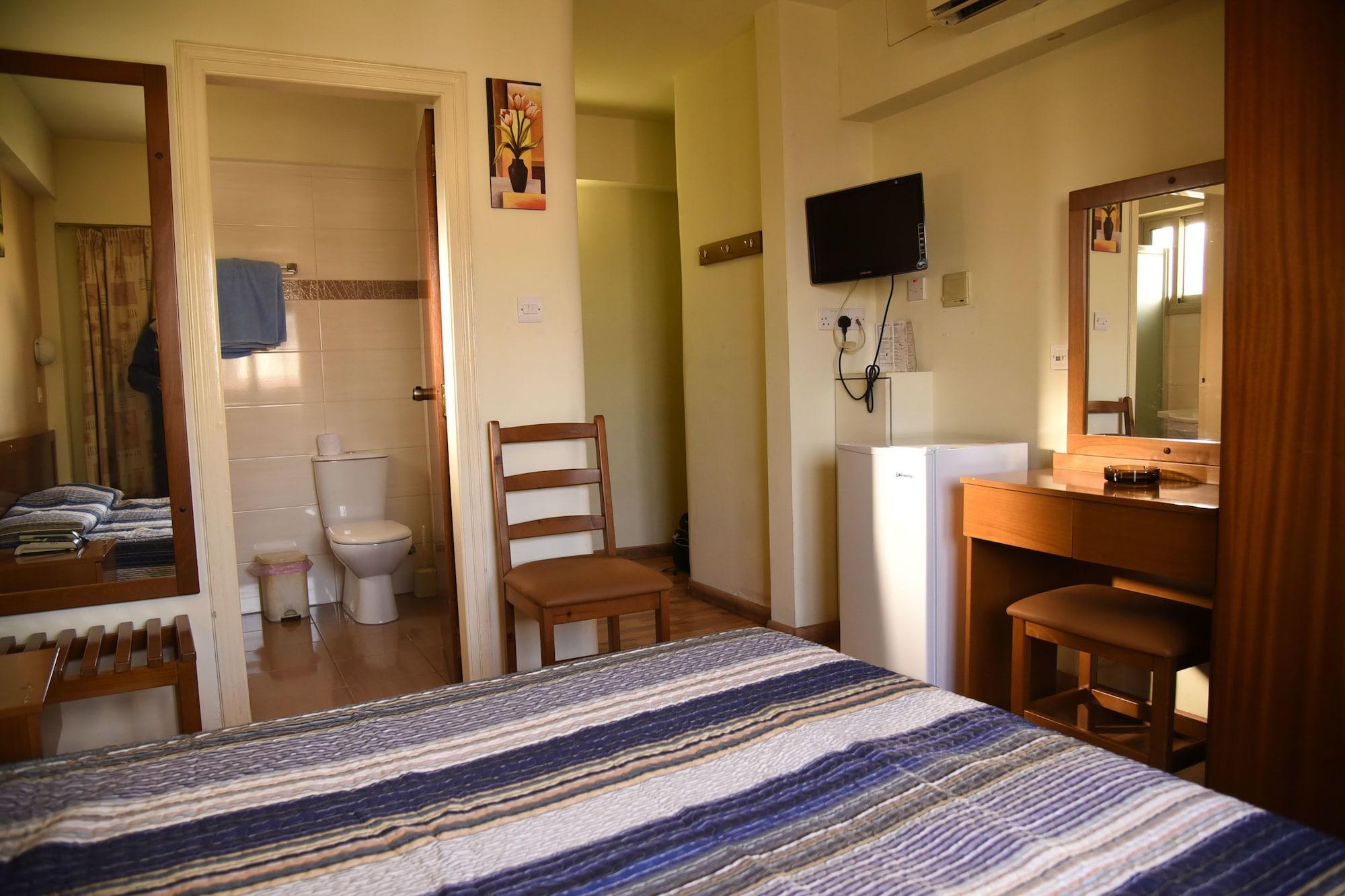 Elysso Hotel Larnaca Luaran gambar