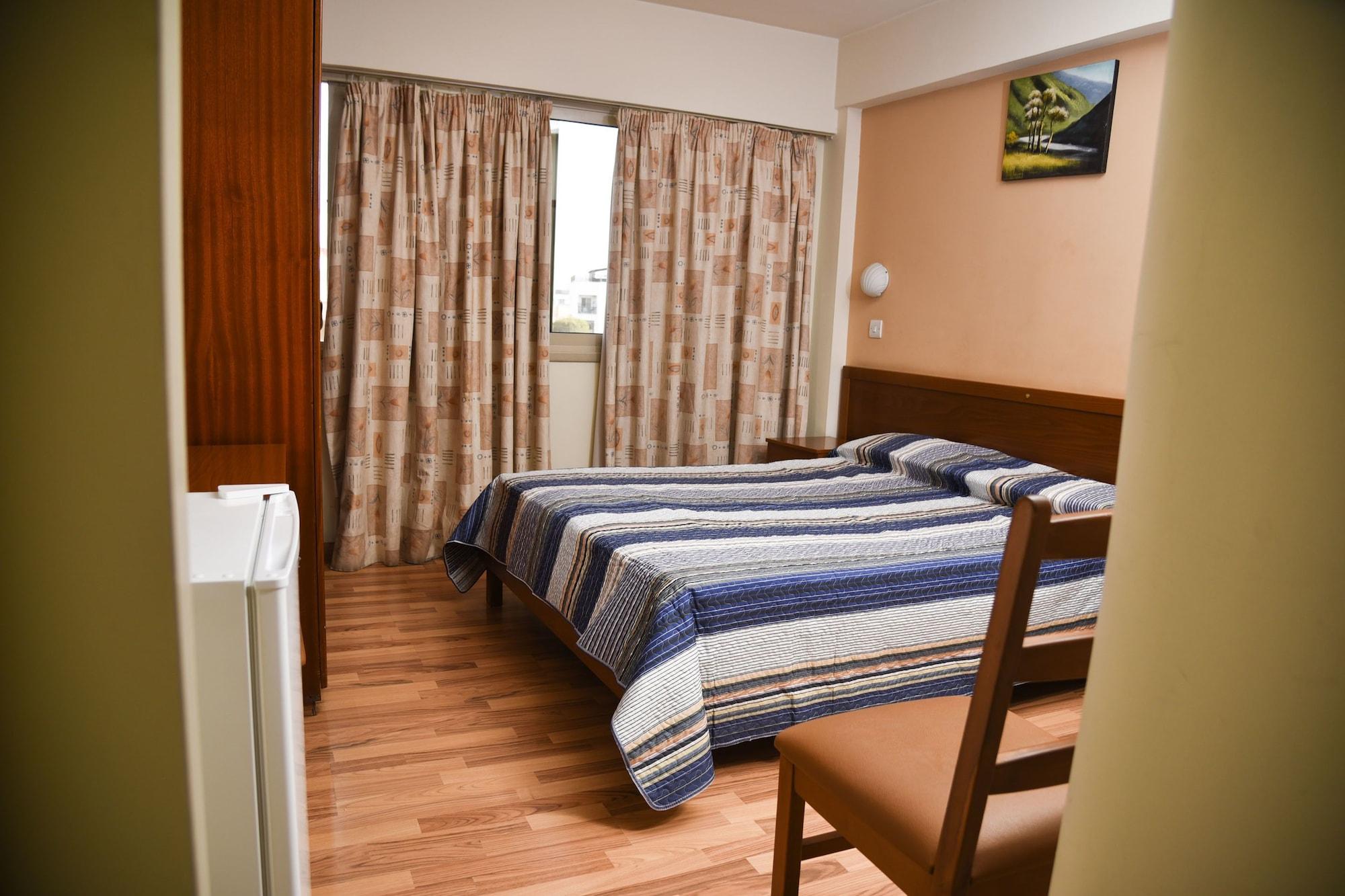 Elysso Hotel Larnaca Luaran gambar