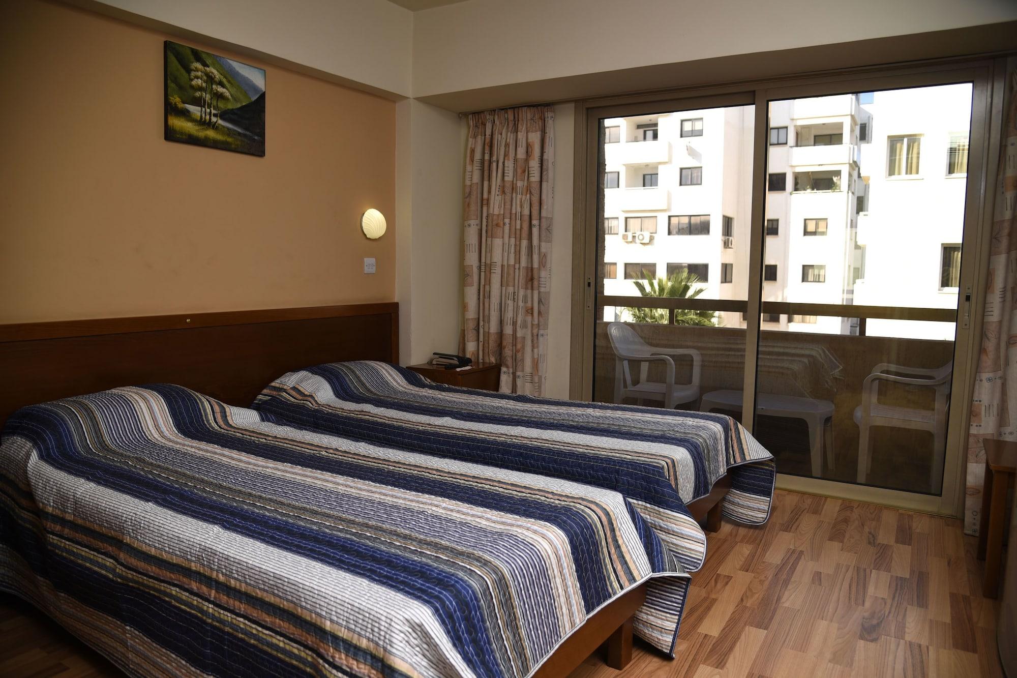 Elysso Hotel Larnaca Luaran gambar
