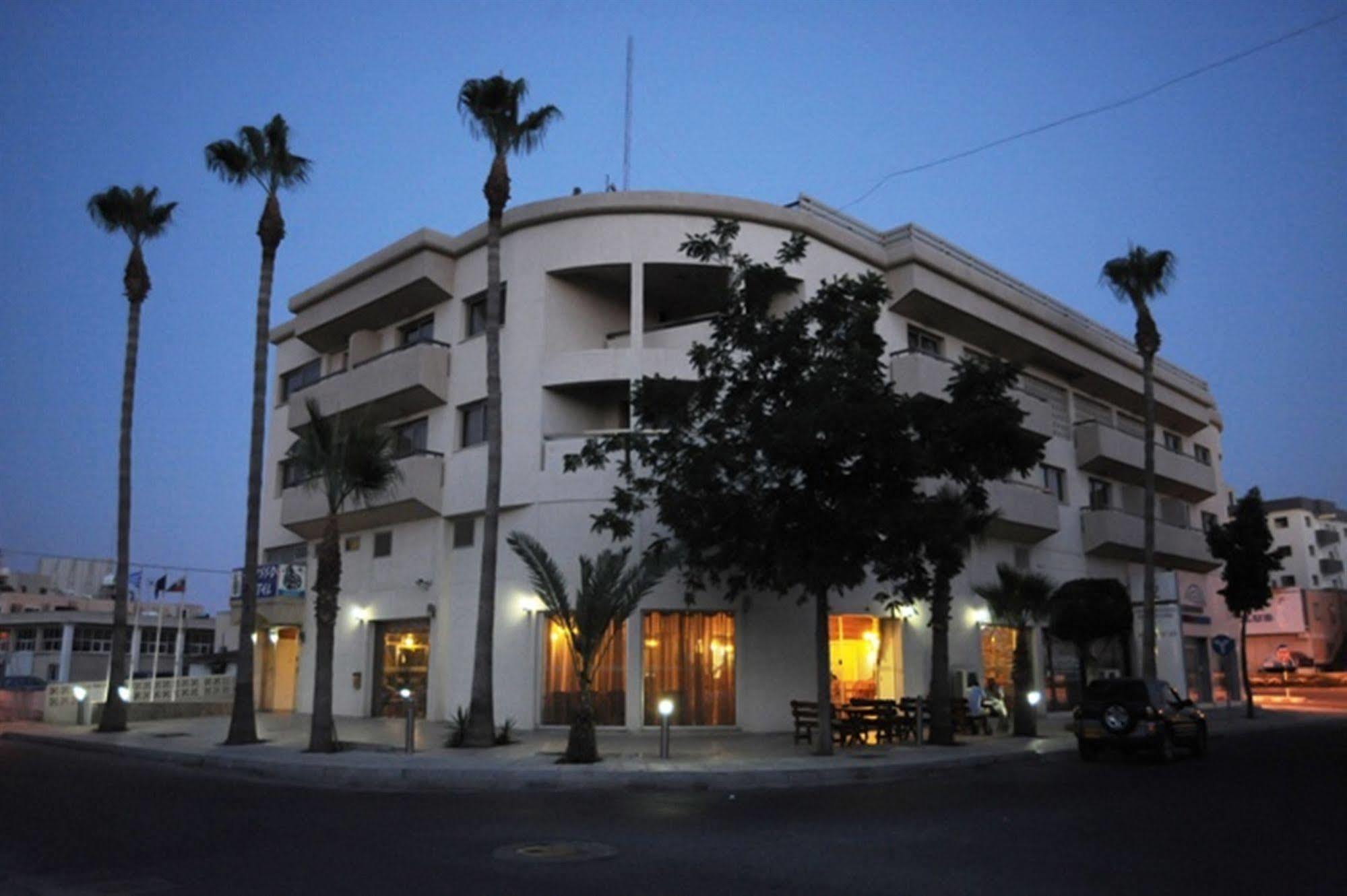 Elysso Hotel Larnaca Luaran gambar