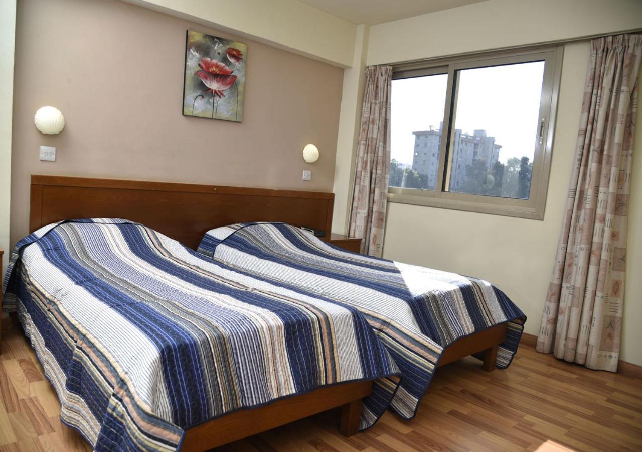 Elysso Hotel Larnaca Luaran gambar