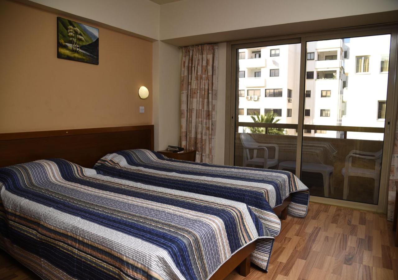 Elysso Hotel Larnaca Luaran gambar